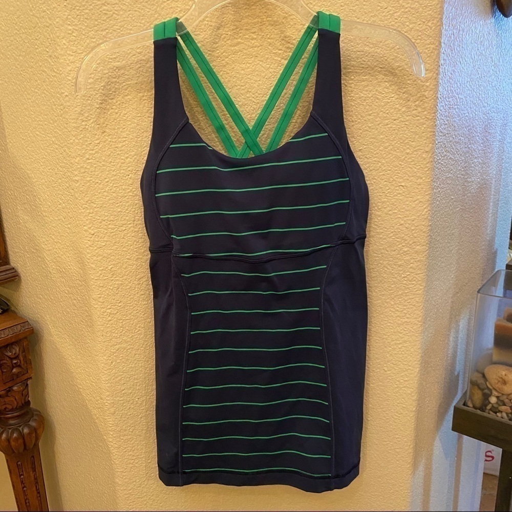 LULULEMON Women Navy Green Stripe Athletic Tank Top Size 6-8